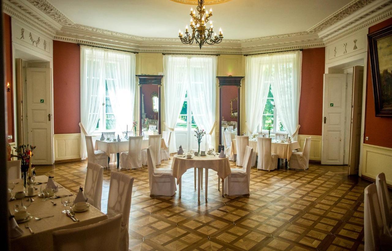 Palac Racot Kościan Exterior foto